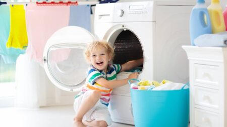 Enfants et appareils électroménagers : quelles mesures de sécurité prendre pour éviter les accidents domestiques ? enfants appareils electromenagers