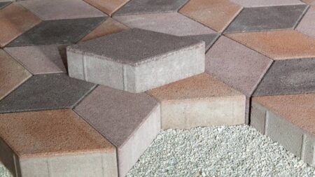 Quelles différences y a-t-il entre briques pavés et parpaings ? briques paves