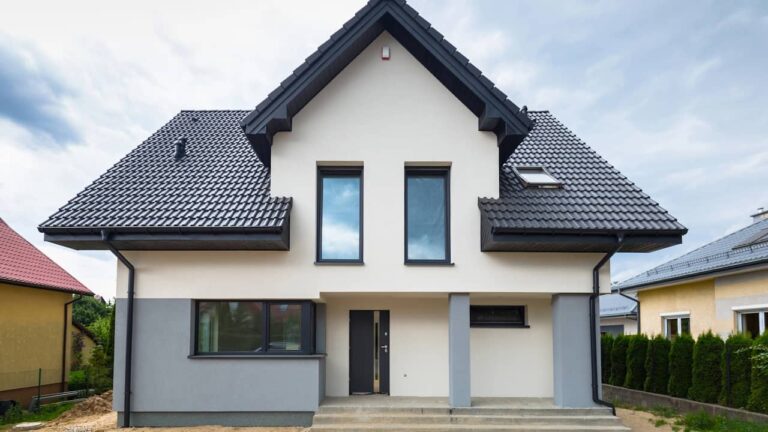 repeindre mur facade maison