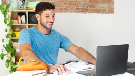 Comment transformer une petite chambre en bureau ? transformer petite chambre bureau