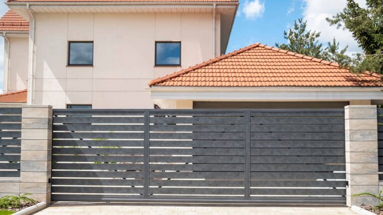 Comment choisir le portail de votre maison ? Nos conseils ! comment choisir portail maison