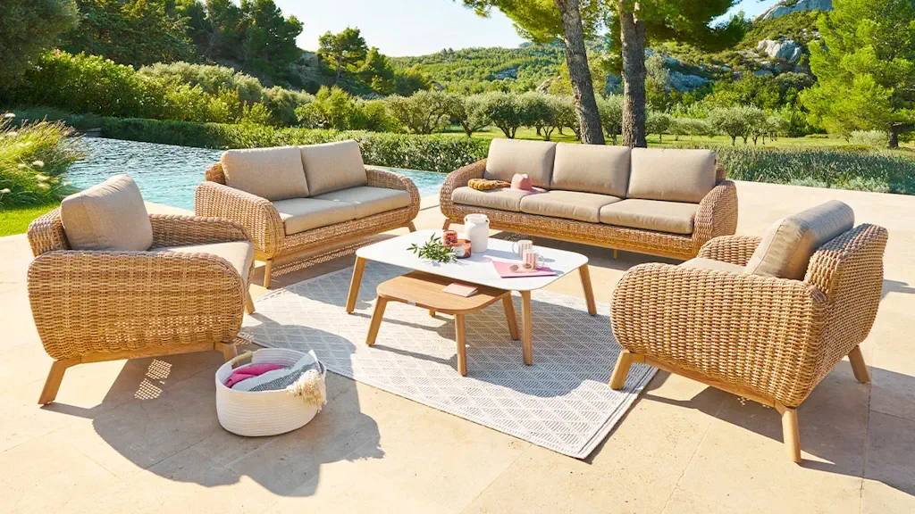 salon de jardin en résine tressée